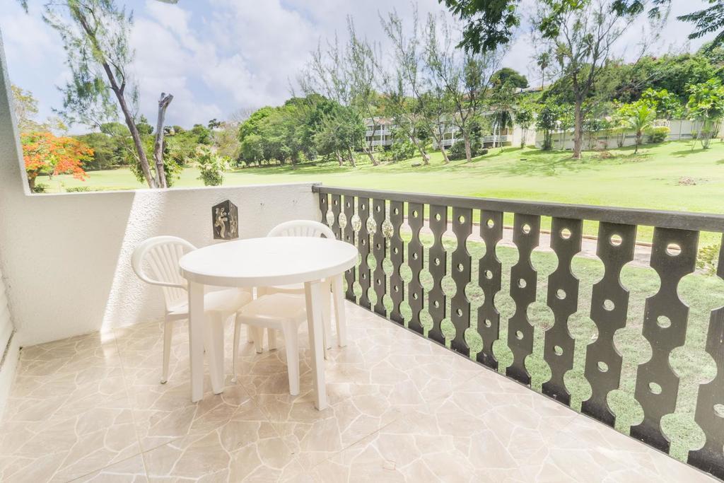 230 Gg Rockley Barbados Apartment Bridgetown Ngoại thất bức ảnh